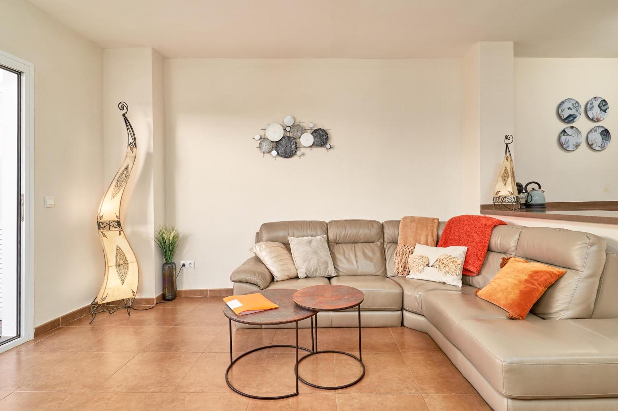 Luxury 1St Floor Apartment In Нерха Екстериор снимка